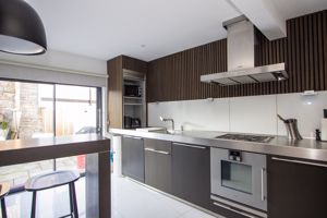 Photo 15- click for photo gallery